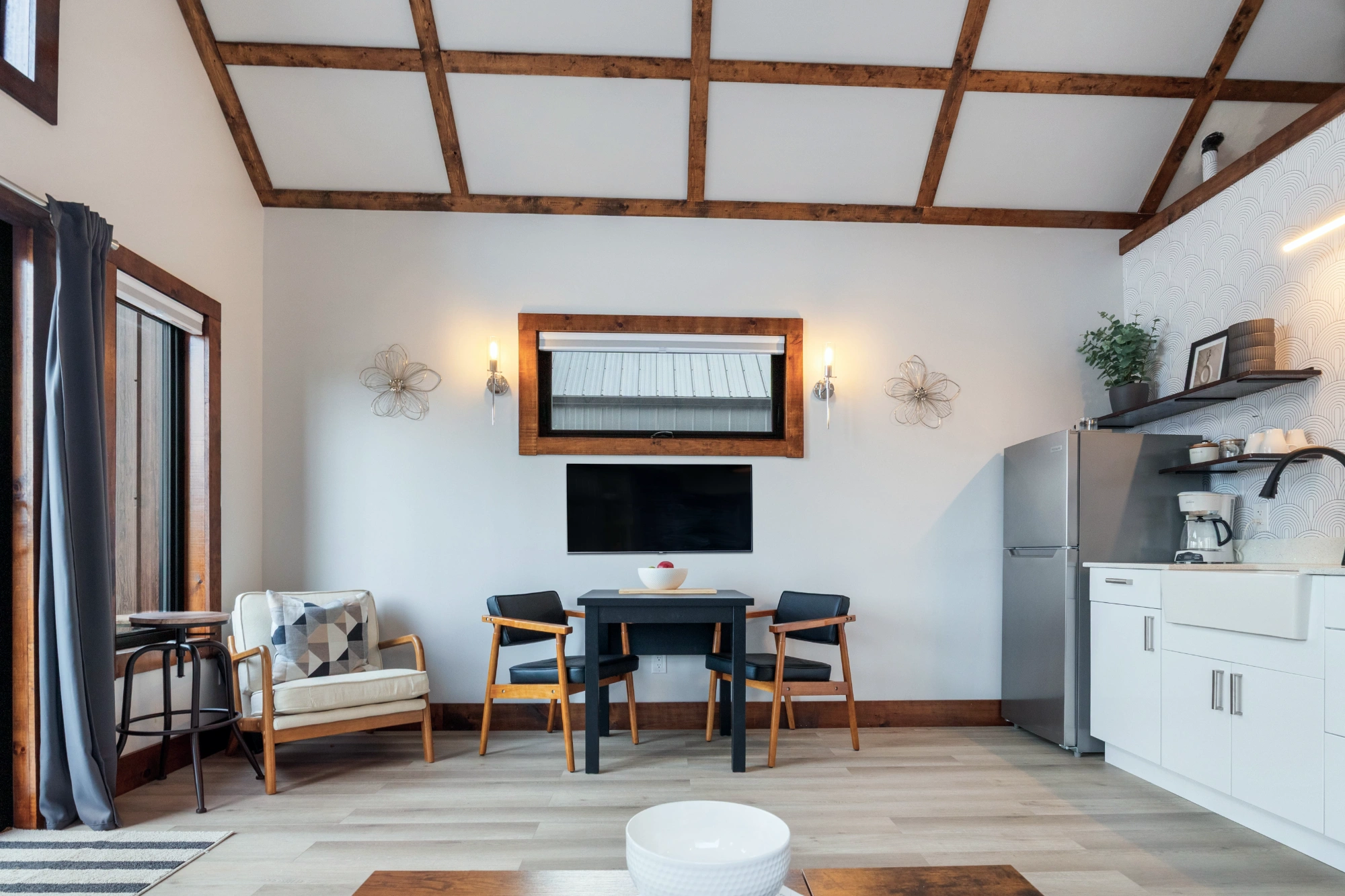 The Birch Dining Area
